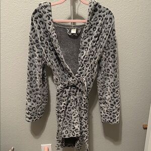 PINK Victoria's Secret Gray Plush Robe